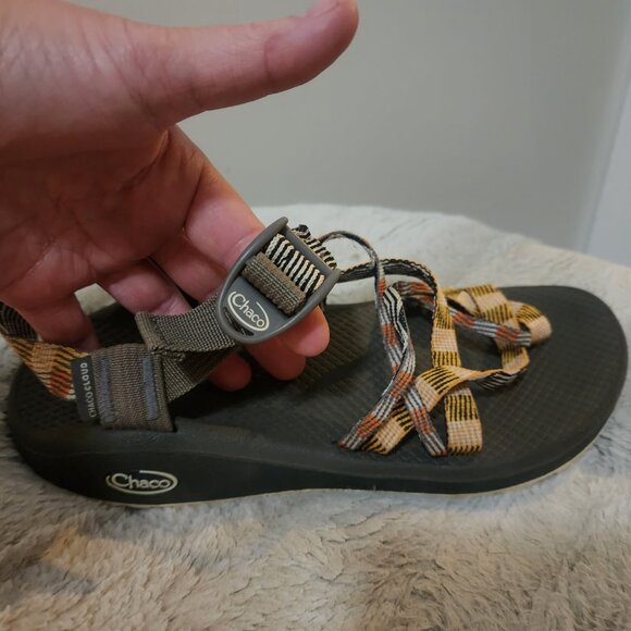 Chaco Cloud Outdoor Sporting Sandal - Picture 4 of 6
